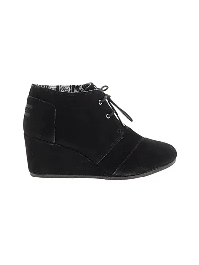 Pre-owned Toms Wedges In Black