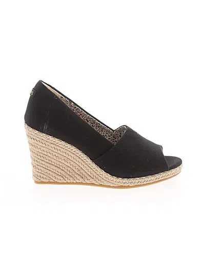 Pre-owned Toms Wedges In Black