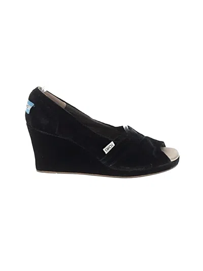 Pre-owned Toms Wedges In Black