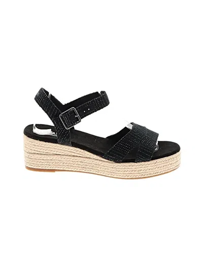 Pre-owned Toms Wedges In Black