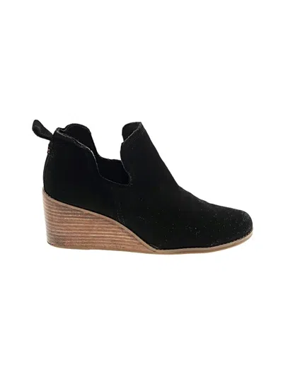 Pre-owned Toms Wedges In Black