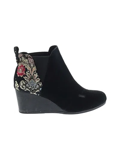 Pre-owned Toms Wedges In Black