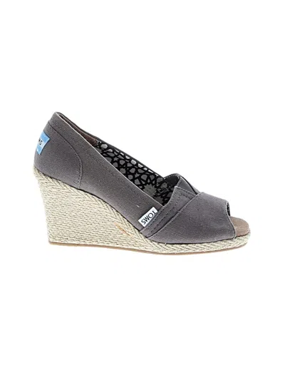 Pre-owned Toms Wedges In Brown