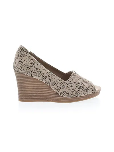 Pre-owned Toms Wedges In Brown