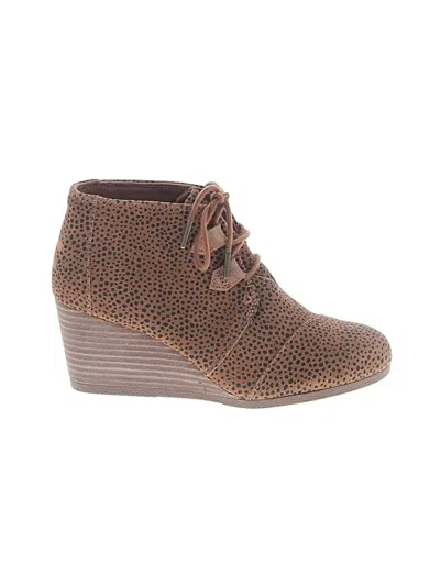 Pre-owned Toms Wedges In Brown