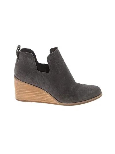Pre-owned Toms Wedges In Gray