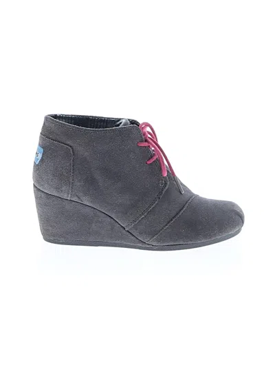 Pre-owned Toms Wedges In Gray
