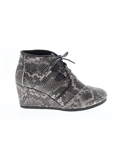 Pre-owned Toms Wedges In Gray