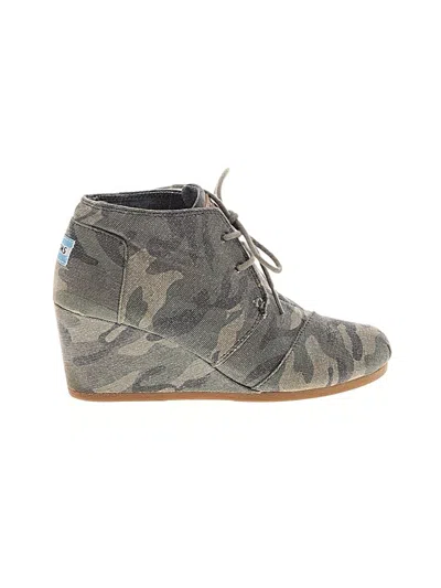 Pre-owned Toms Wedges In Gray