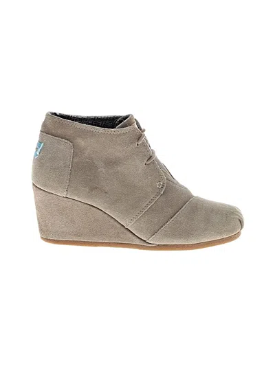 Pre-owned Toms Wedges In Gray