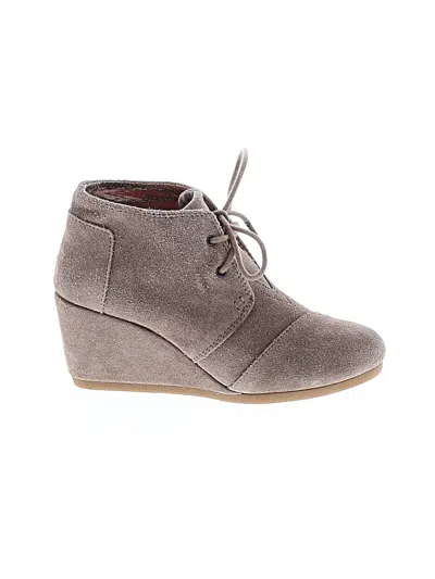 Pre-owned Toms Wedges In Gray