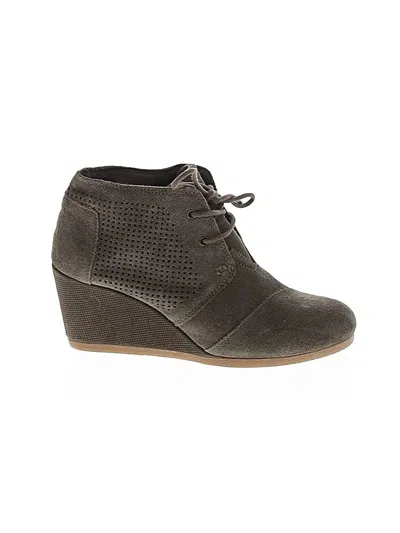 Pre-owned Toms Wedges In Gray