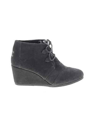 Pre-owned Toms Wedges In Gray
