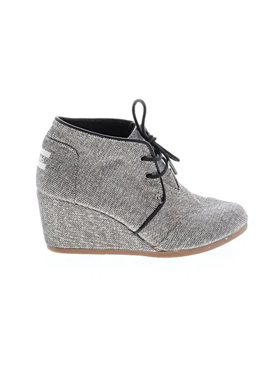 Pre-owned Toms Wedges In Gray