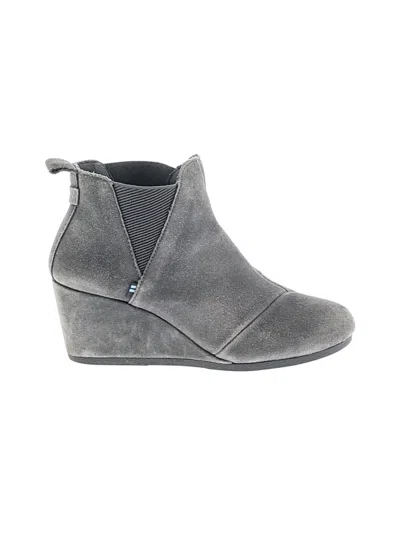 Pre-owned Toms Wedges In Gray