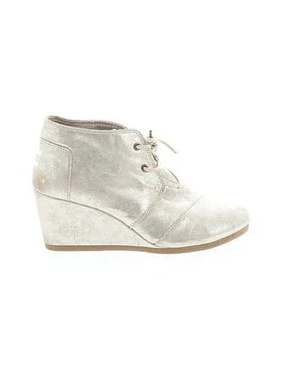 Pre-owned Toms Wedges In Ivory