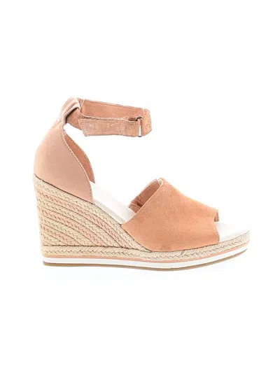 Pre-owned Toms Wedges In Pink