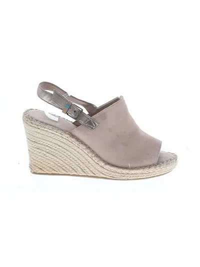 Pre-owned Toms Wedges In Pink