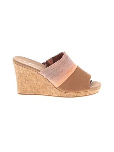 Pre-owned Toms Wedges In Tan