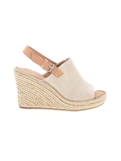 Pre-owned Toms Wedges In Tan