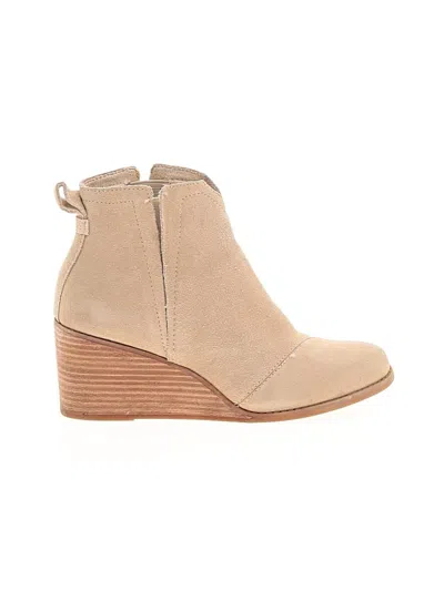 Pre-owned Toms Wedges In Tan