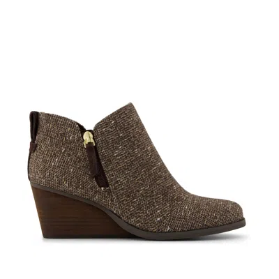 Toms Women's Goldie Wedge Ankle Bootie Metallic Twill Chocolate Brown In Burgundy