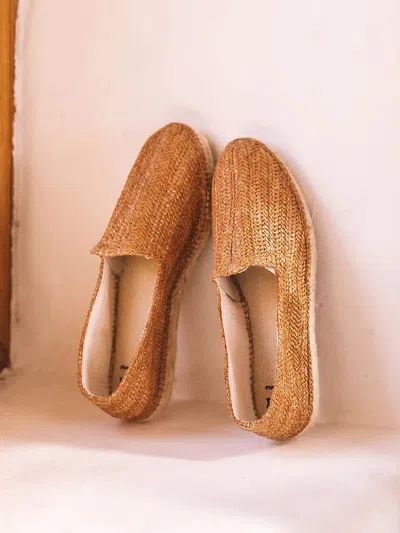 Toni Pons Closed Men's Espadrille In Raffia With Jute Sole In Brown