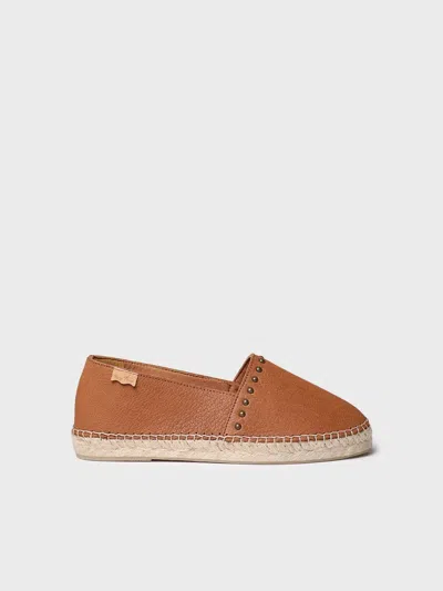 Toni Pons Flat Women's Espadrille In Leather With Studs In Brown