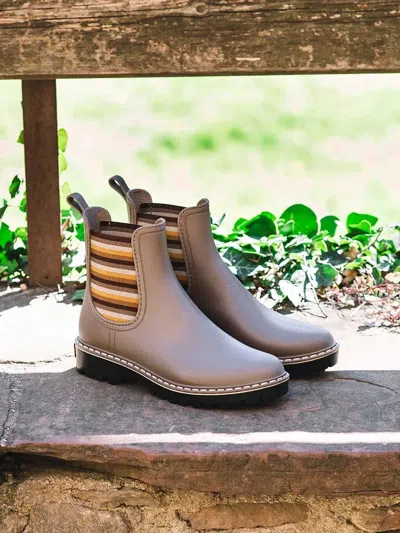 Toni Pons Women's Chelsea-style Waterproof Ankle Boot - Corbin In Taupe