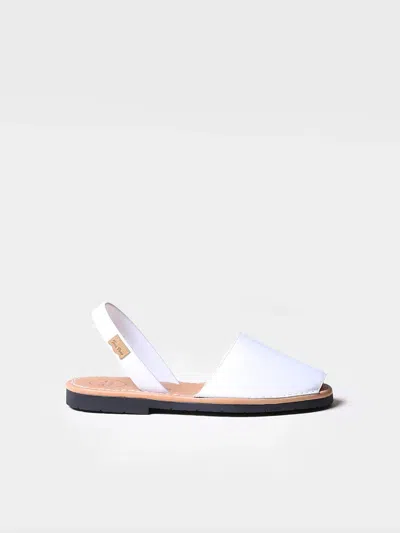 Toni Pons Women's Classic Menorquine Sandals In Leather In White