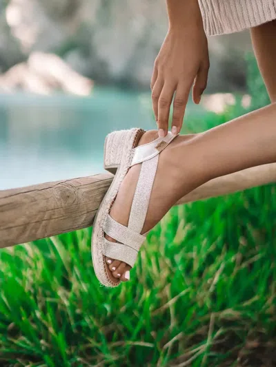 Toni Pons Women's Espadrille With Wide Heel And Metallic Elastics In Silver