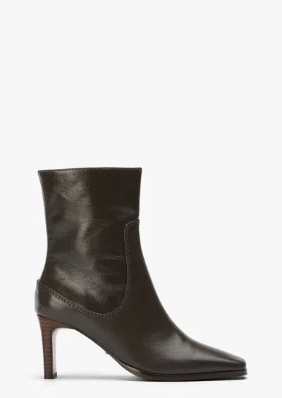 Tony Bianco Roxanne Choc Valencia