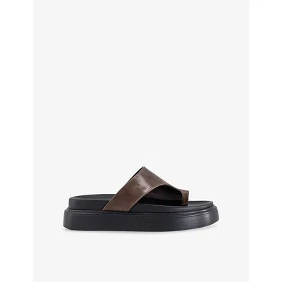 Tony Bianco Jazzy Toe Loop Sandals Choc Vintage In Brown