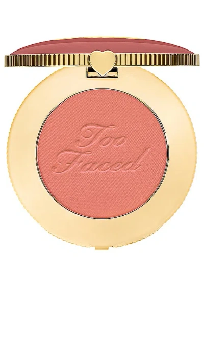 Too Faced Cloud Crush Blurring Blush In 天鹅绒当道