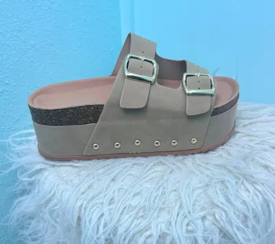 Top Moda Women's Delilah Sandals In Taupe In Gray