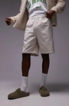 Topman Flat Front Cotton Twill Elastic Waist Shorts In White