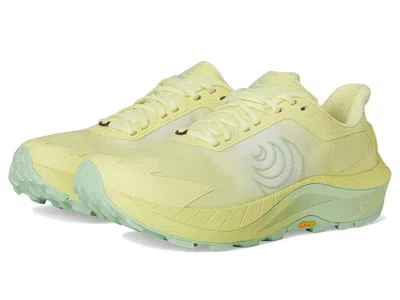 Topo Athletic Mtn Racer 4 In Green