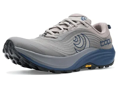 Topo Athletic Pursuit 3