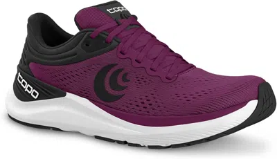Topo Athletic Ultrafly 4 In Purple