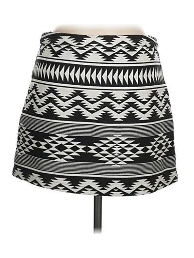 Pre-owned Topshop Casual Skirt In Black