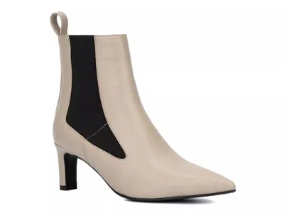 Torgeis Artemis Bootie In Brown