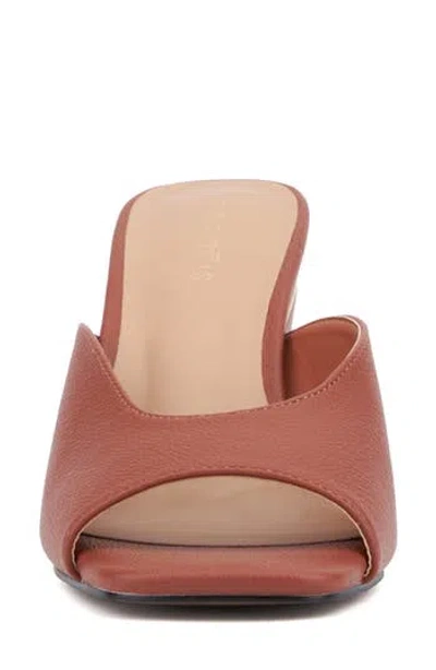 Torgeis Carissa Slide Sandal