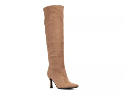 Torgeis Donatella Boot In Brown