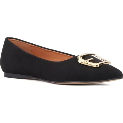 Torgeis Hartwell Pointed Toe Flat In Black