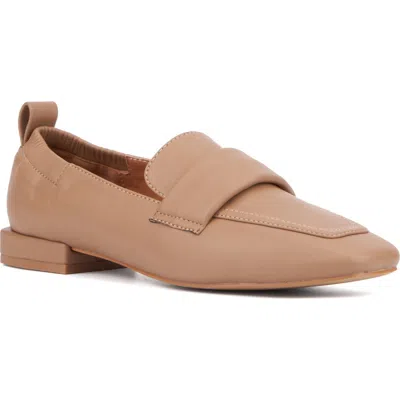 Torgeis Kamella Moc Toe Loafer In Taupe