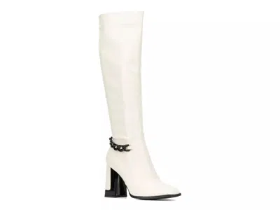 Torgeis Lauren Boot In White