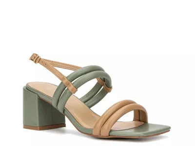 Torgeis Palm Sandal In Green