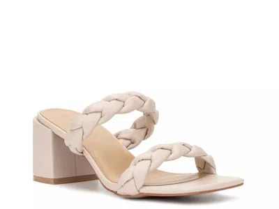 Torgeis Plumeria Sandal In Neutral