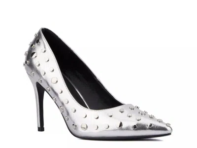 Torgeis Zoelle Pump In Silver
