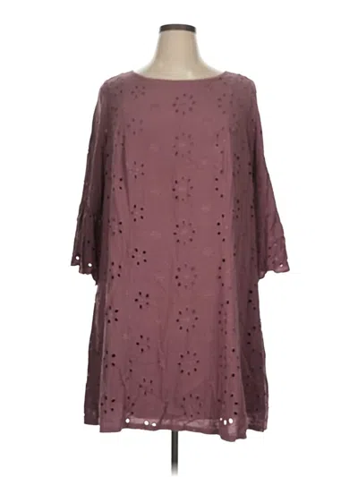 Pre-owned Torrid 3/4 Sleeve Blouse In Burgundy
